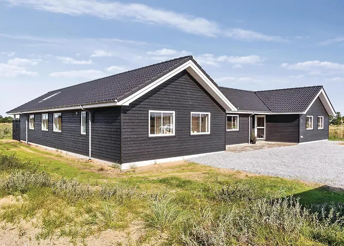 بيت للعطل 8 Bedroom Awesome In *